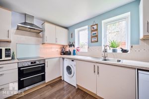 Photo 27- click for photo gallery